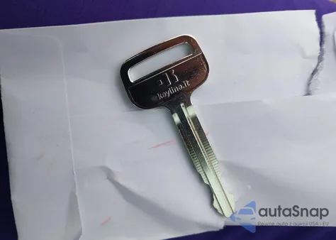 2000 Toyota Sienna Ce from USA, damaged, VIN 4T3ZF19C1YU189614